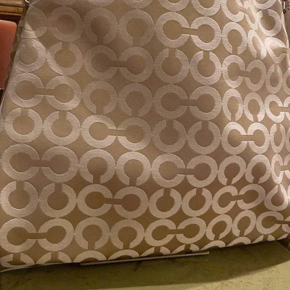 Coach Madison Phoebe Op Art Sateen Bag Purse 26448 Light Khaki Champagne Pink.